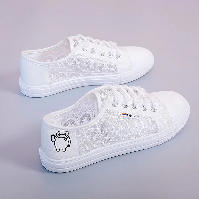 Damen modische Sneaker mit elegantem Spitzendesign und atmungsaktiver Spitzenstruktur