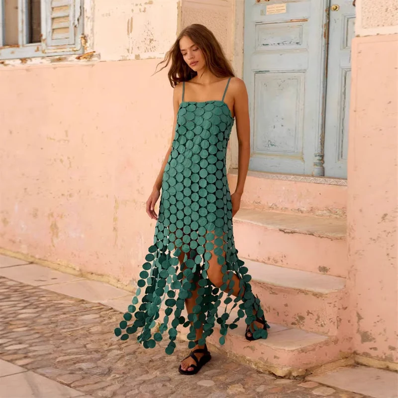 Damen Maxikleid mit dekorativen Häkelapplikationen und seitlichen Schlitzen