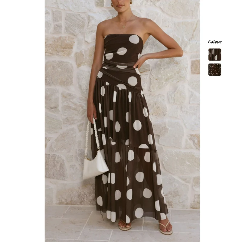 Damen Maxikleid mit schulterfreiem Schnitt und verspieltem Punktenmuster