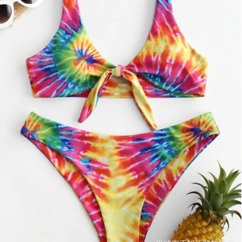 Damen Triangel-Bikini mit verspieltem Knoten-Design und hochwertigem Stoff