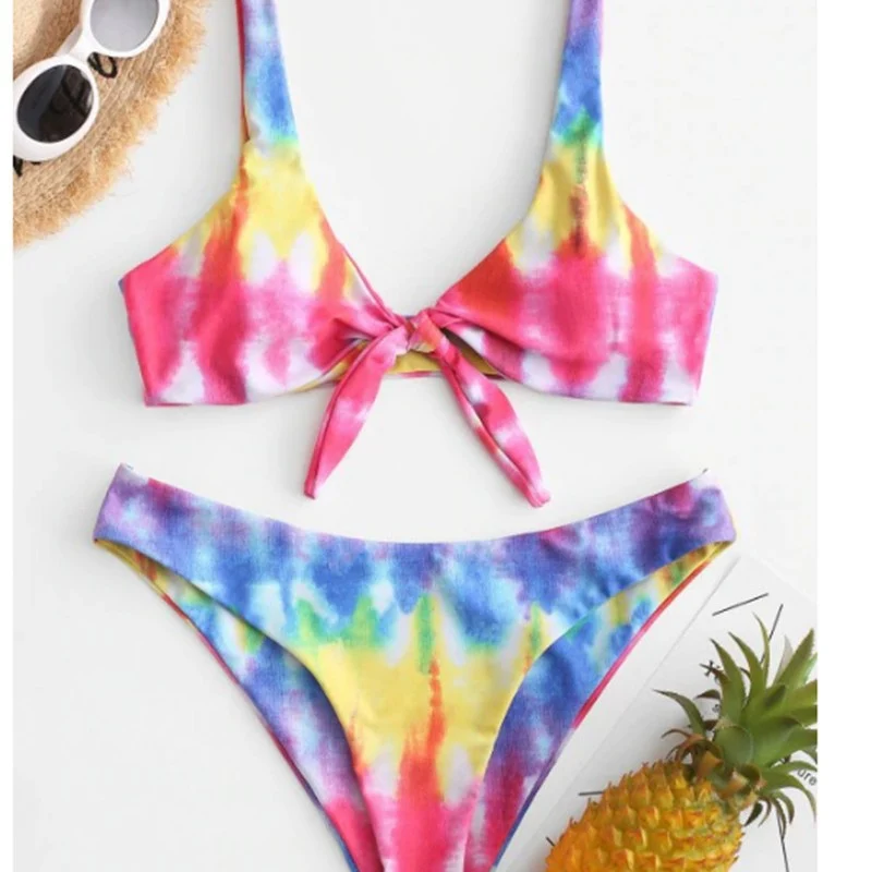 Damen Triangel-Bikini mit verspieltem Knoten-Design und hochwertigem Stoff