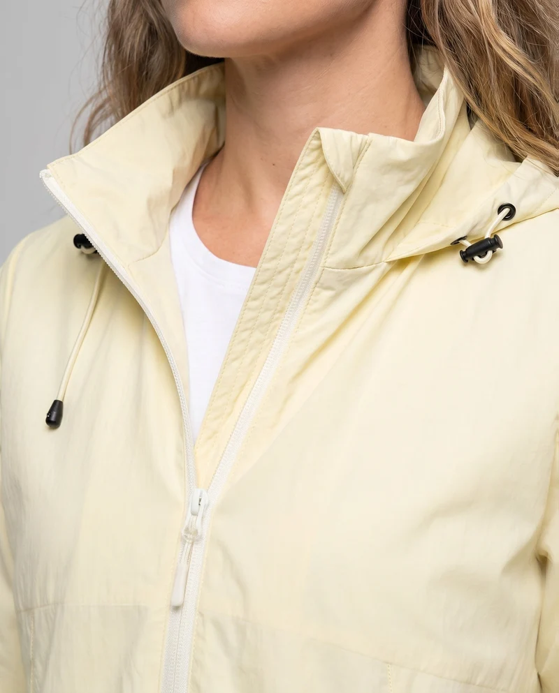 Damen leichte Funktionsjacke mit verstellbarer Kapuze und praktischen Taschen Nord Taschen