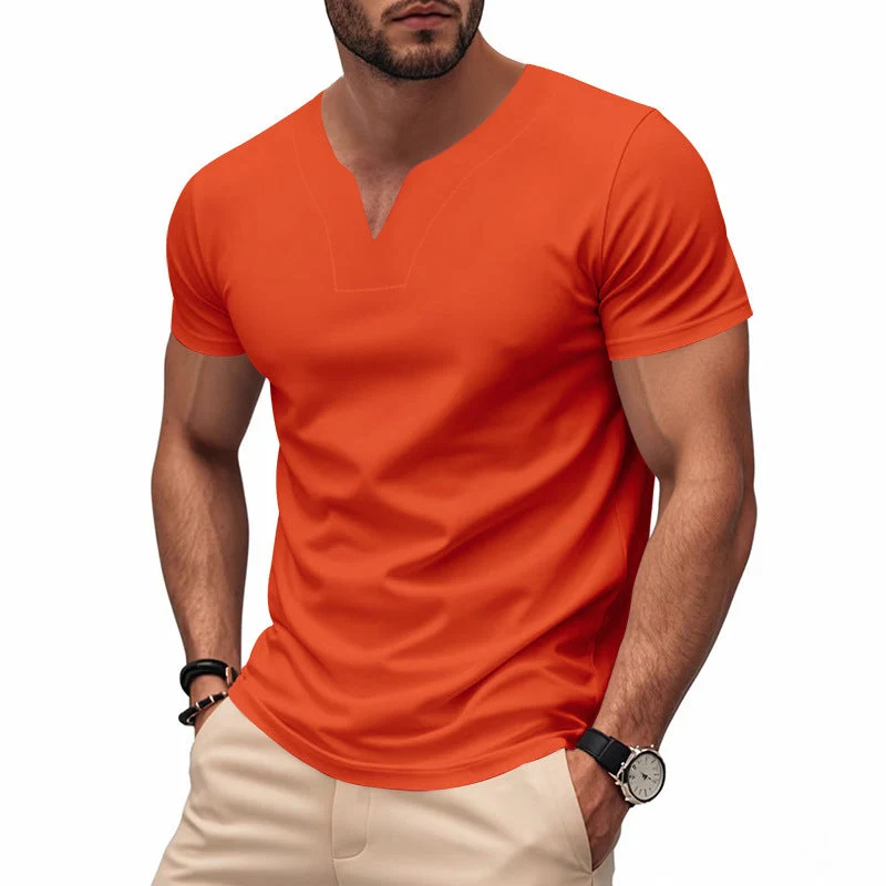 Herren nan schlank geschnittenes Kurzarmshirt mit eingelassener V-Einkerbung und dekorativer Ziernaht