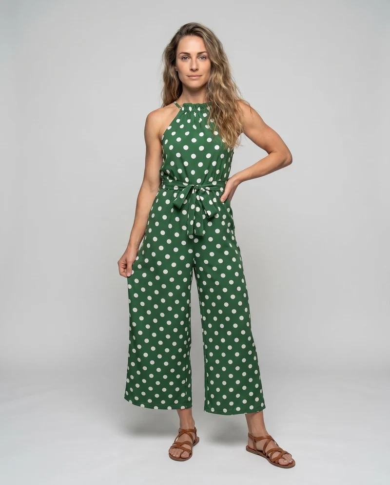 Damen Jumpsuit mit schickem Halterneck und weitem Bein