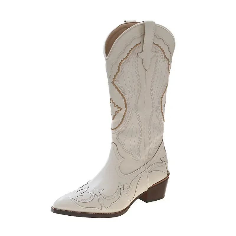 Bestickte Cowboy-Stiefel