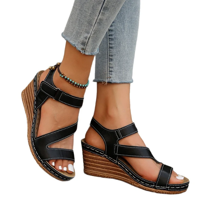 Damen Wedge-Sandalen mit komfortablem Riemendesign und ergonomischer Fußbettung Nord Taschen