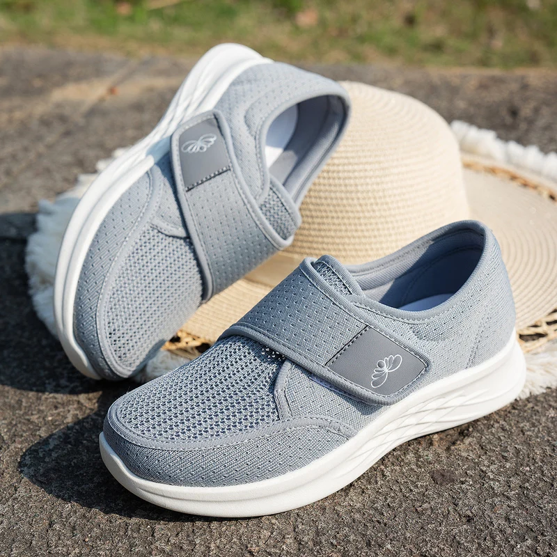Damen sportliche und atmungsaktive Slipper mit Klettverschluss Nord Taschen