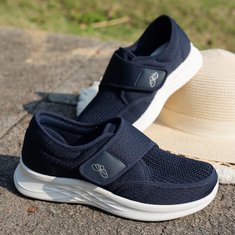 Damen sportliche und atmungsaktive Slipper mit Klettverschluss Nord Taschen