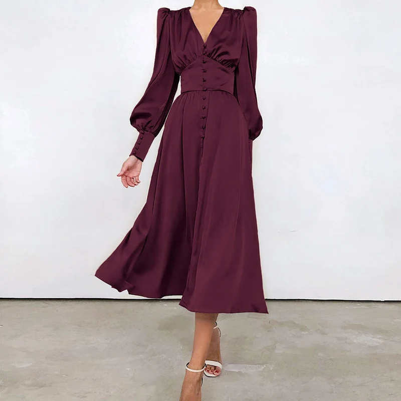 Elegante Satinkleider für Frühling und Sommer
