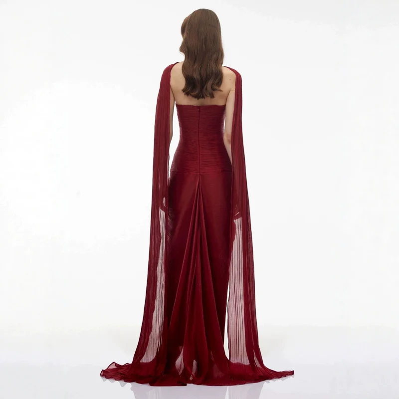 Damen Elegantes Maxikleid mit schulterfreier Silhouette und drapierter Cape-Optik Nord Taschen