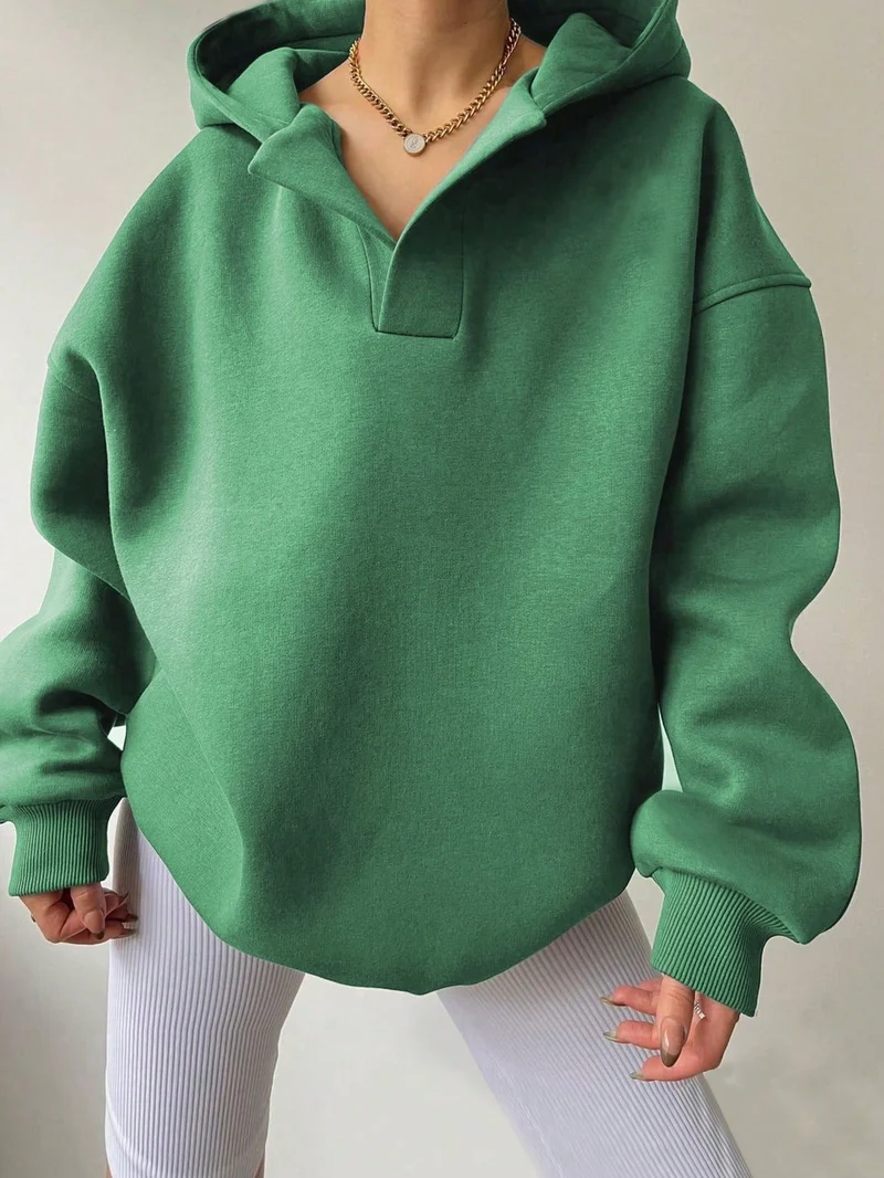 Damen Oversized Hoodie mit kurzem Kragen und praktischen Seitentaschen