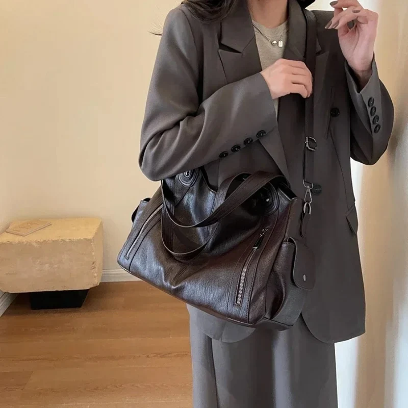 Elegante Schultertasche für Den Alltag
