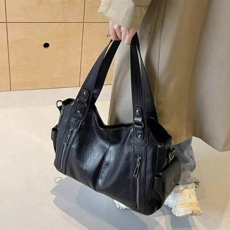 Elegante Schultertasche für Den Alltag