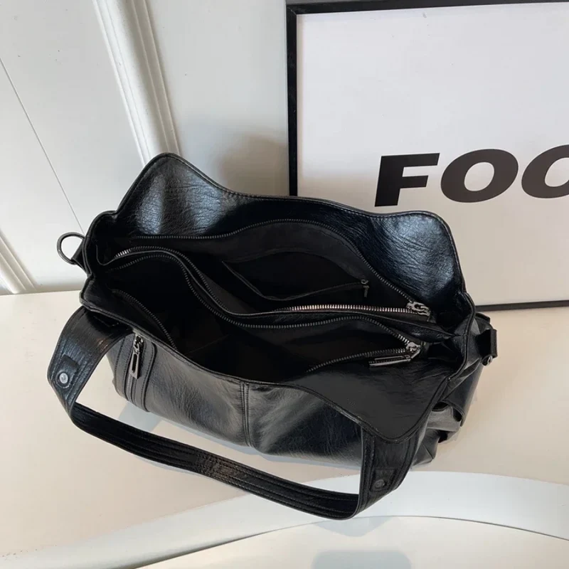 Elegante Schultertasche für Den Alltag