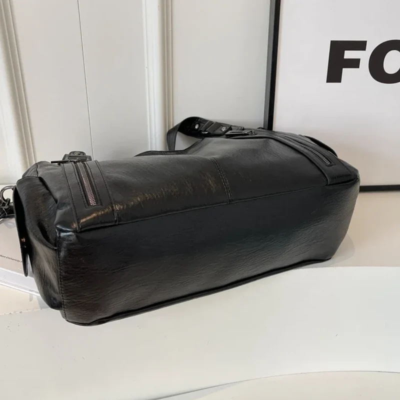 Elegante Schultertasche für Den Alltag