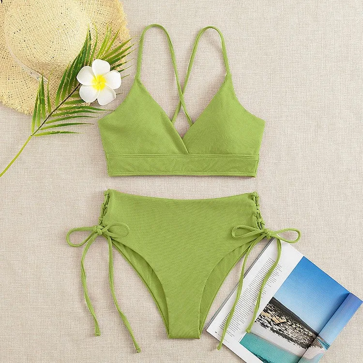 Damen Bikini-Set mit verstellbaren Trägern und raffinierten Schnürdetails