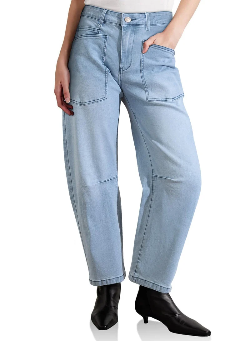 Damen halbhohe Denim-Hose mit einzigartigen aufgesetzten Taschen Nord Taschen