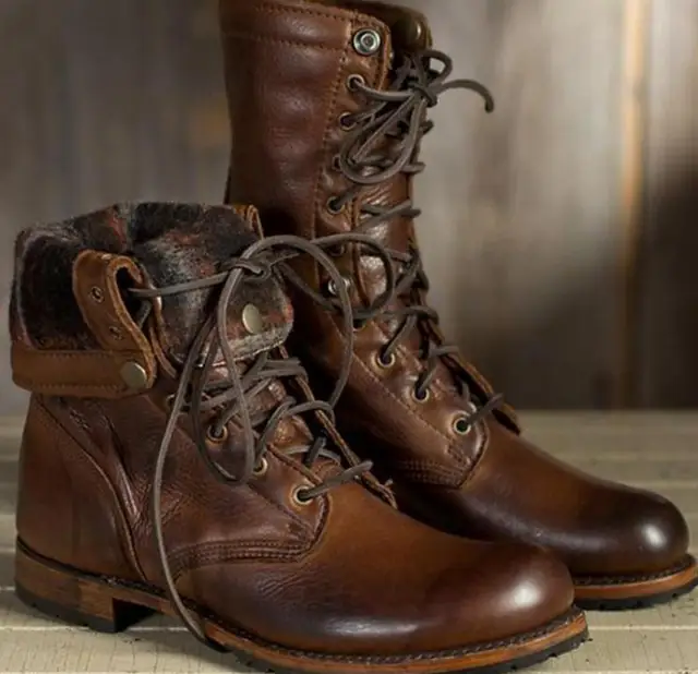 Winterstiefeletten mit Schnürung