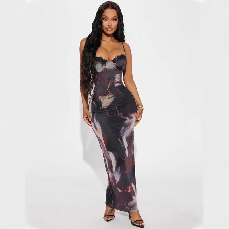 Damen elegantes figurbetontes Maxikleid mit zarten Spaghettiträgern Nord Taschen