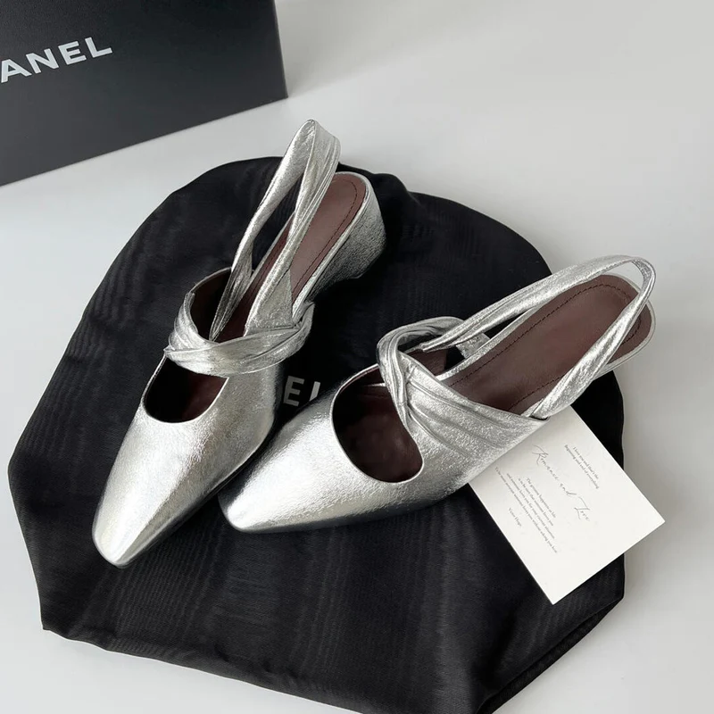 Damen Elegante spitze Pumps mit feinem Riemendesign Nord Taschen