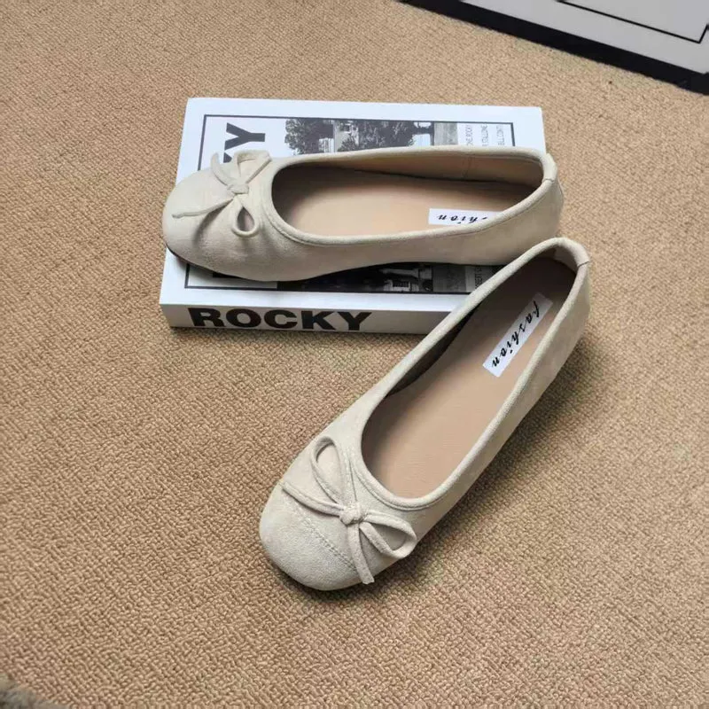 Damen Ballerinas mit elegantem Glanz und verspieltem Schleifendetail