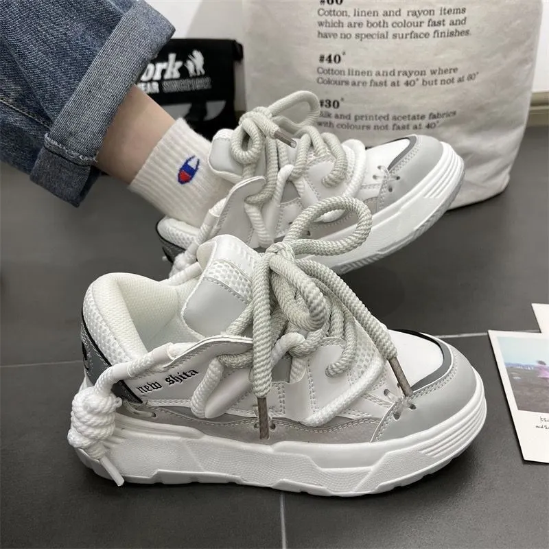 Damen Sportliche Chunky-Sneaker mit innovativem Schnürsystem und rutschfester Sohle