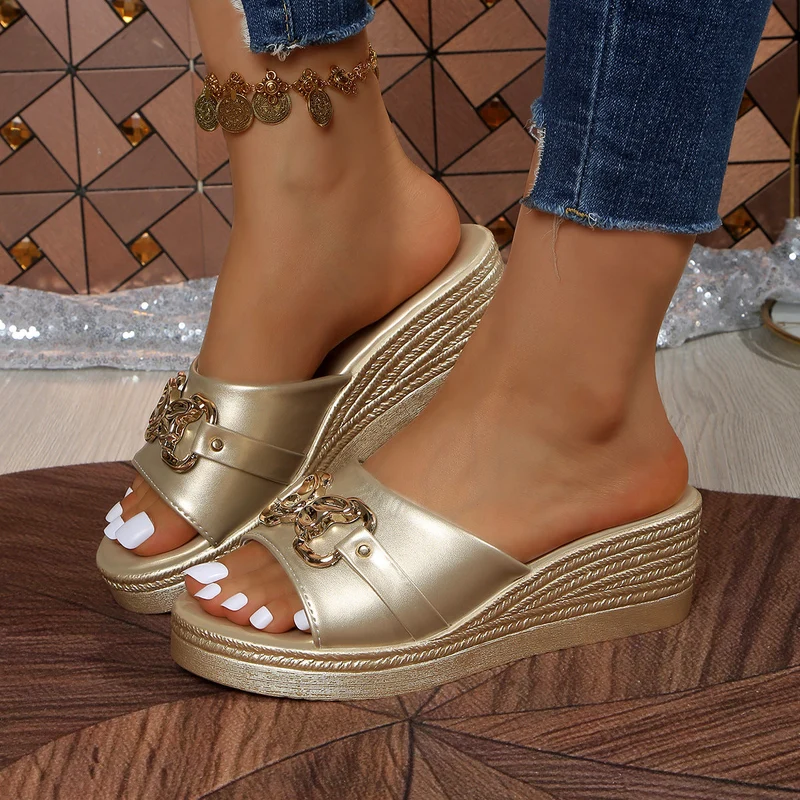 Damen Komfort-Sandalen mit elegantem Ketten-Detail und rutschfester Sohle