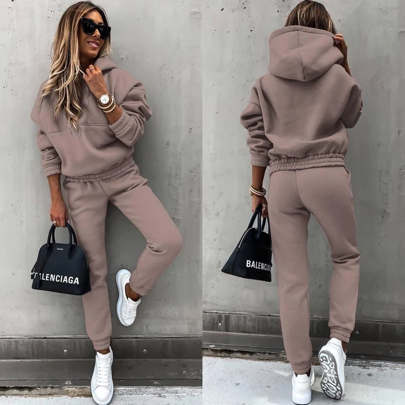 Klassisches Lounge Tracksuit Satz Stilvoll und Bequem