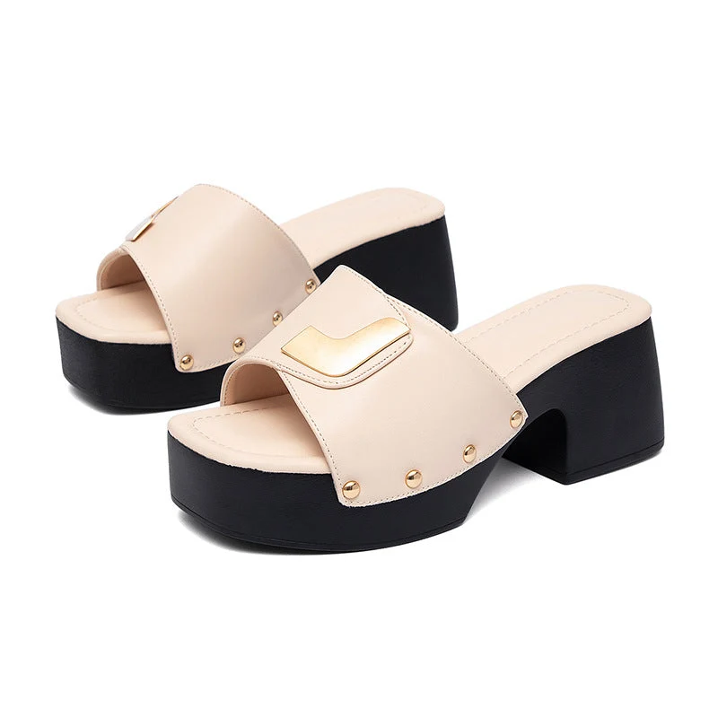 Damen modische Mules mit goldfarbener Schnalle und breitem Blockabsatz