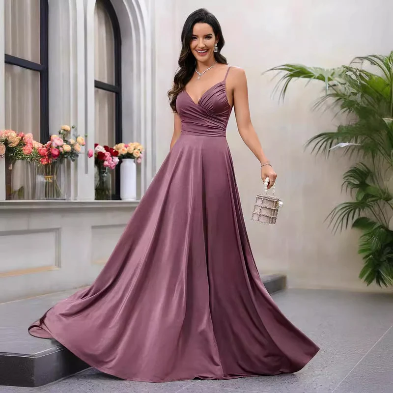Damen Elegantes Maxikleid mit gerafftem Oberteil und schwingendem Saum