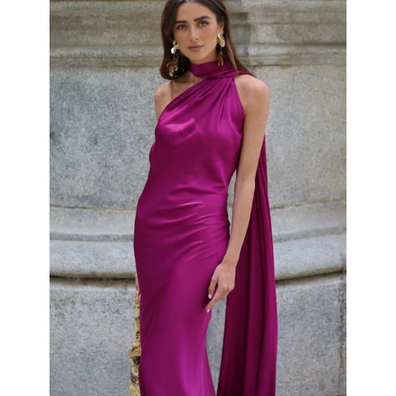 Damen elegantes Maxikleid mit asymmetrischem Oberteil und fließendem Schnitt Nord Taschen