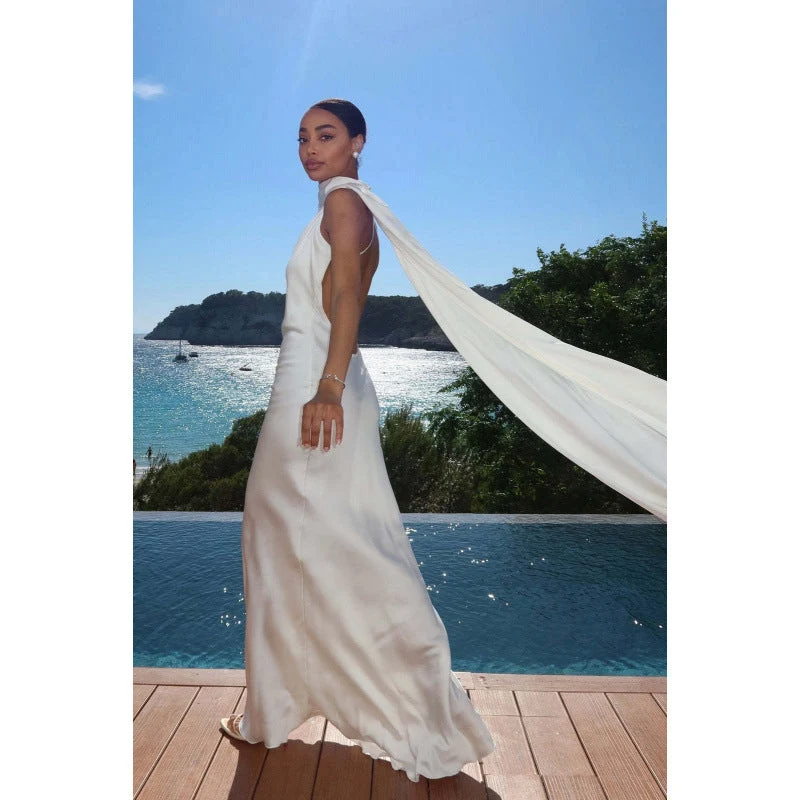 Damen elegantes Maxikleid mit asymmetrischem Oberteil und fließendem Schnitt Nord Taschen