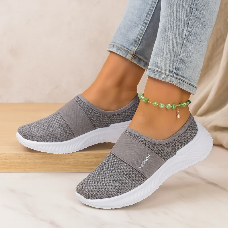Slipper zum Hineinschlüpfen – Atmungsaktives Mesh-Obermaterial, weich gepolsterte Innensohle und strapazierfähige Gummisohle Nord Taschen