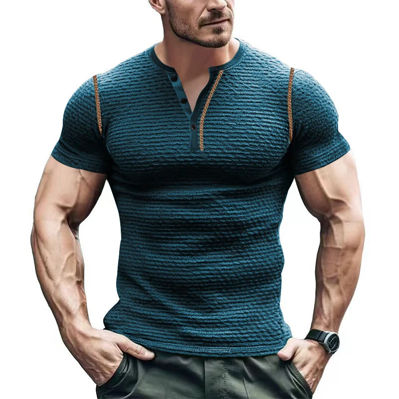 Herren Kurzarm-Henley-T-Shirt mit strukturiertem Design und praktischer Knopfleiste
