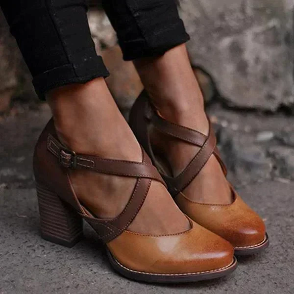 Hellbraune Sommer Leder High Heels