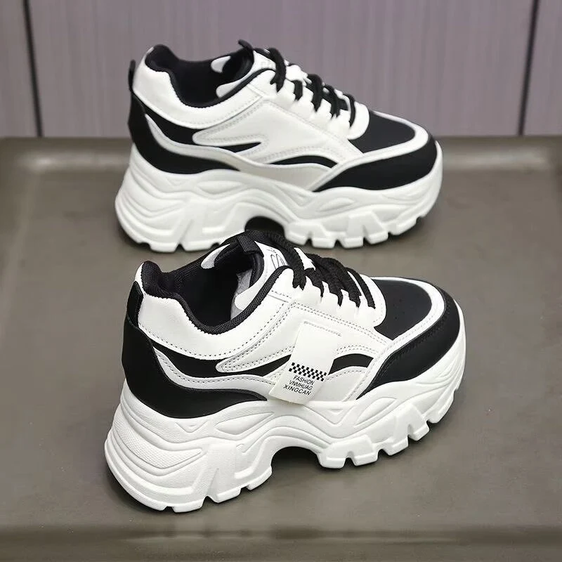 Damen Sportliche Chunky Sneakers mit innovativen Dämpfungselementen und rutschfester Sohle