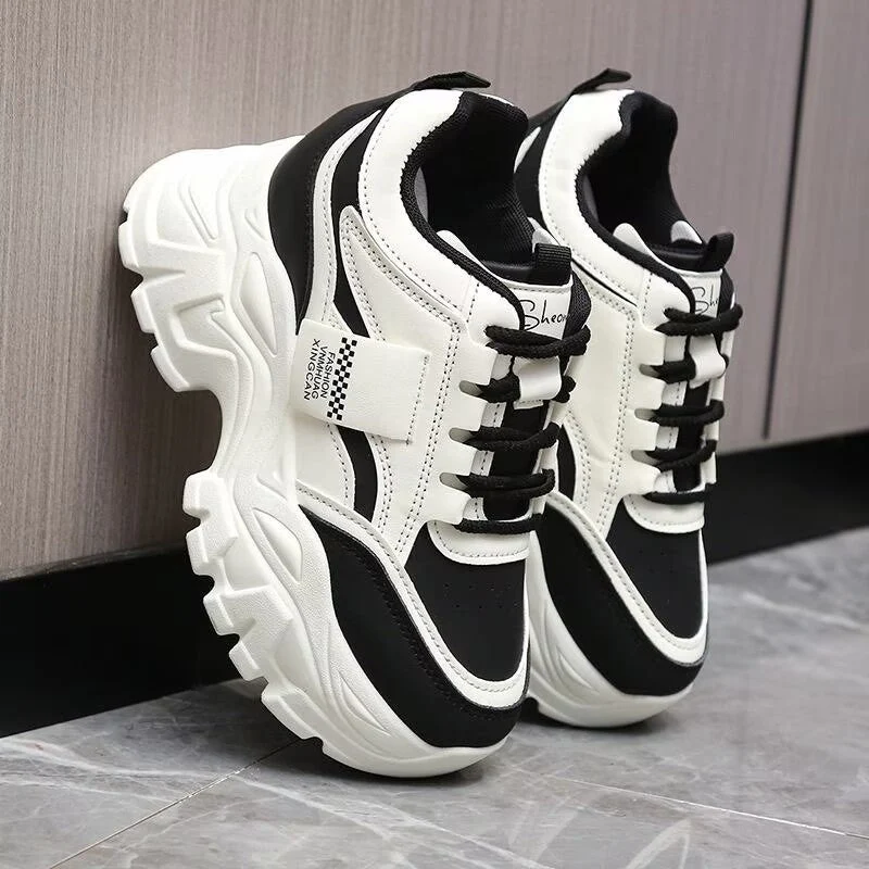 Damen Sportliche Chunky Sneakers mit innovativen Dämpfungselementen und rutschfester Sohle