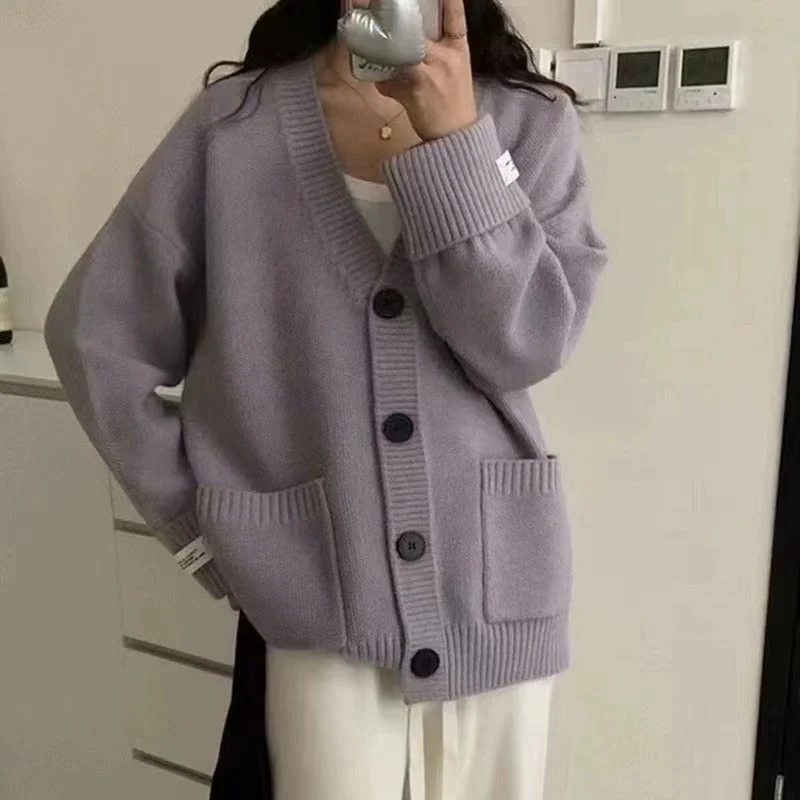Damen Grob gestrickter Cardigan mit großen Taschen und tiefem V-Ausschnitt