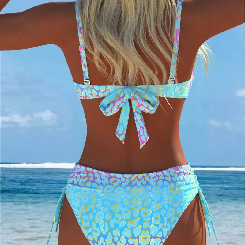 Damen Bikini-Set mit modischem geometrischem Muster und hohen Schnittformen