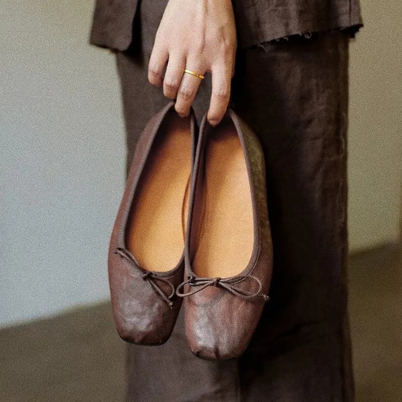 Damen Ballerina-Schuhe mit feinem Leder und zeitlosem Design
