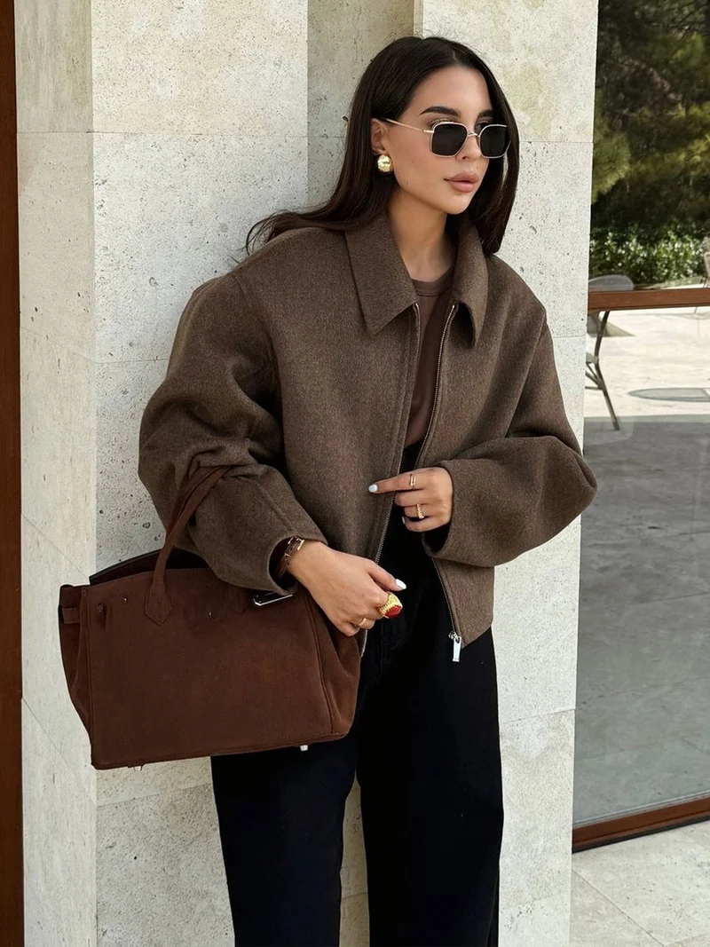 Damen Kapuzenjacke im Vintage-Stil mit oversized Schnitt und Reißverschluss