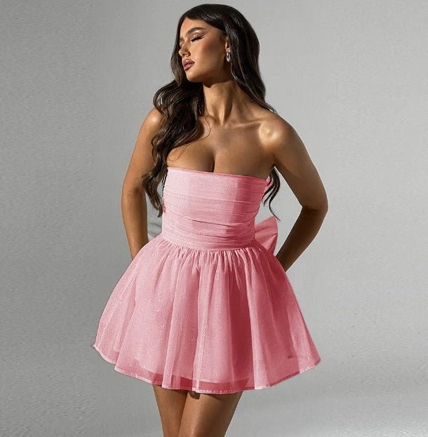 Damen Neckholder Minikleid mit schimmernden Details und eleganter Silhouette