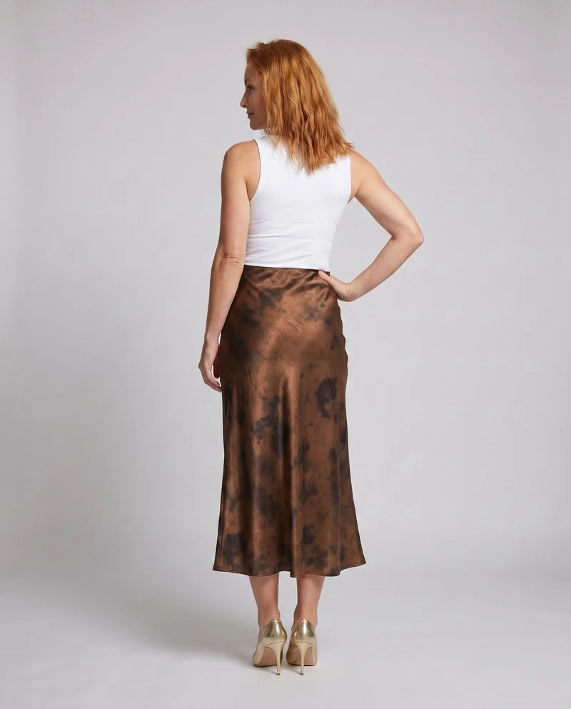 Damen Maxirock mit elegantem A-Linien Schnitt und luxuriöser Satin-Oberfläche