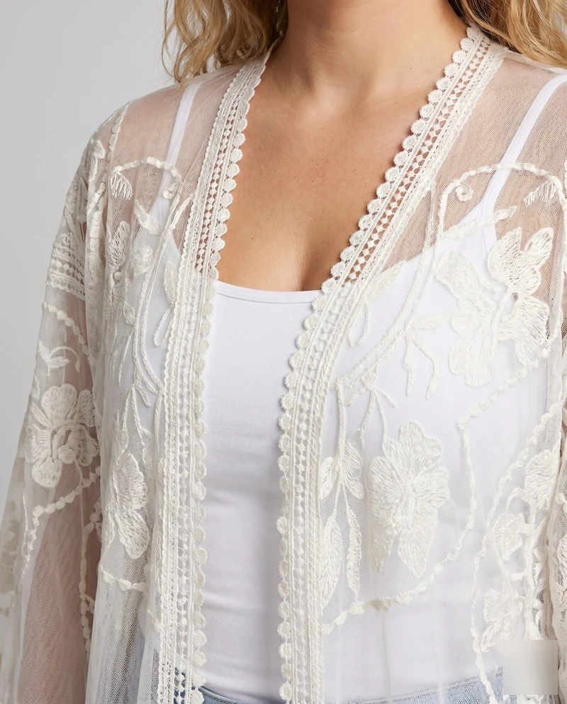 Damen feiner Spitzenkimono mit floralen Motiven Nord Taschen