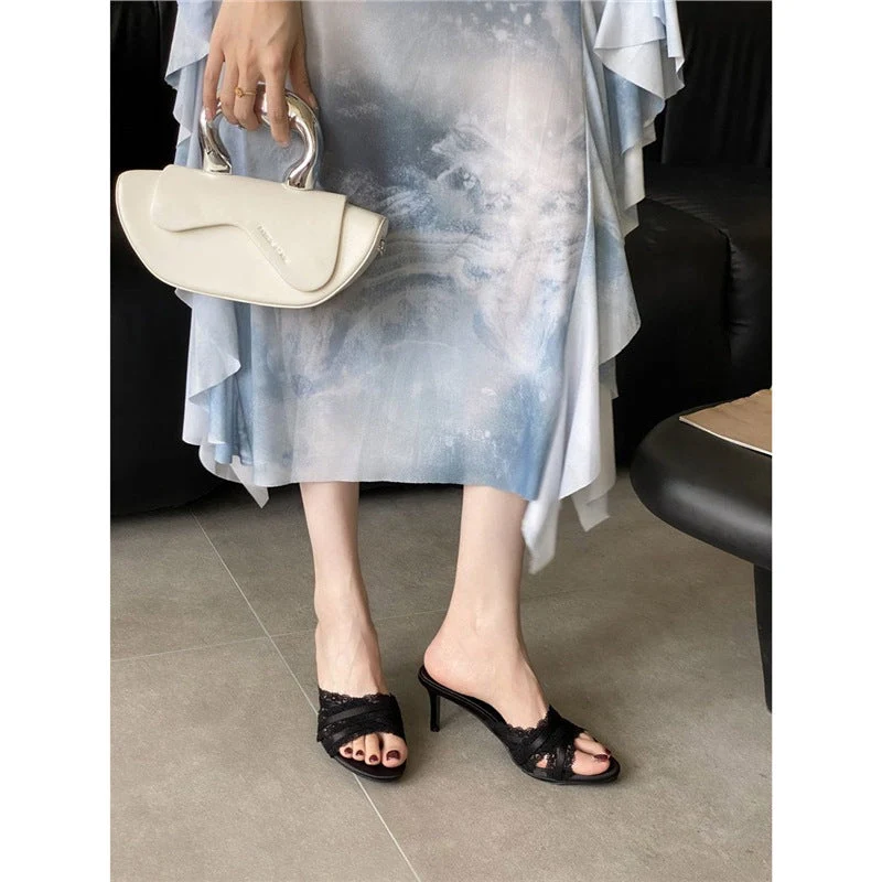Damen elegante Mules mit Spitzenakzenten Nord Taschen