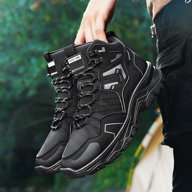 Damen Wanderstiefel mit robustem Obermaterial und rutschfester Sohle