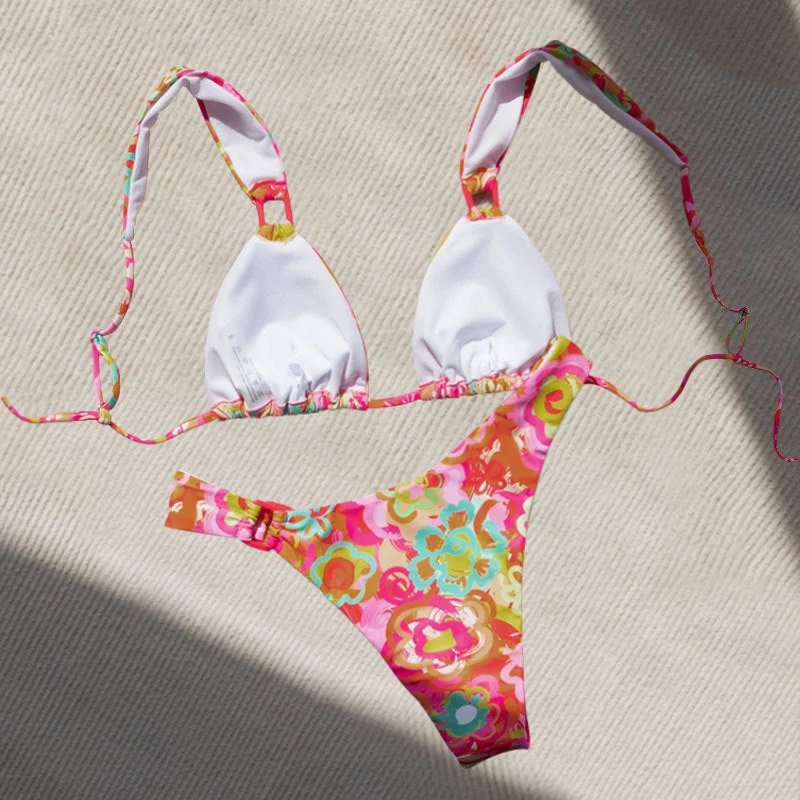 Damen Triangel-Bikini mit verstellbaren Trägern und floralem Design Nord Taschen