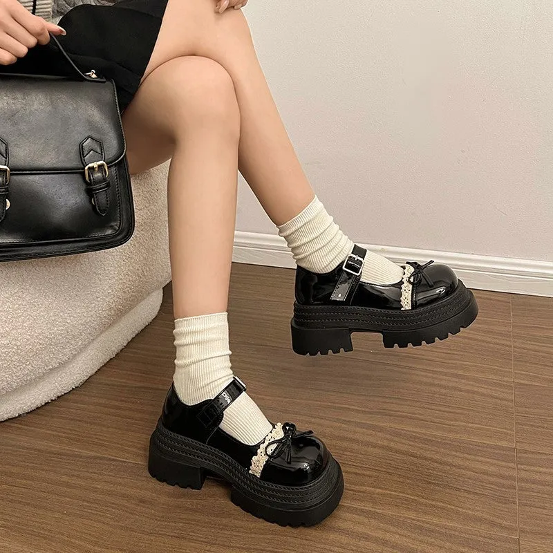 Damen Schnalle-Mary Jane Schuhe mit dekorativem Spitzenbesatz und komfortabler Plateau-Sohle