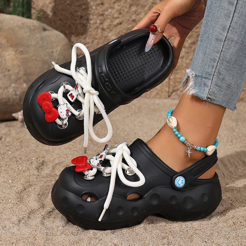 Damen Clogs mit einzigartigen Design-Details und komfortabler Sohle Nord Taschen