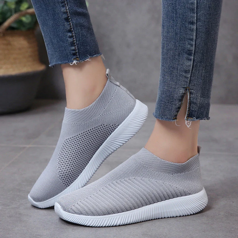 Unisex nan leichte gestrickte Slip-On Sneaker mit elastischem Einstieg und ergonomischer Einlegesohle